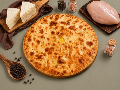 Осетинский пирог с курицей и сыром