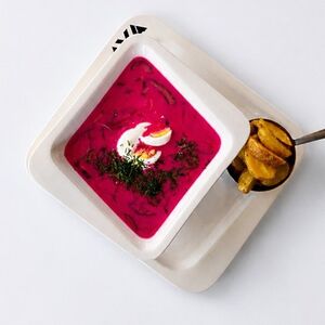Холодник с печеным картофелем