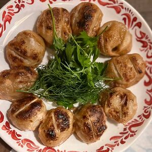 Мясные пельмени на гриле 