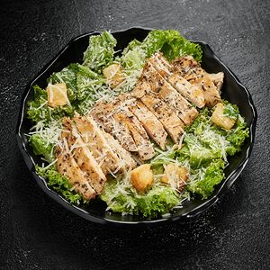 Կեսար հավի մսով