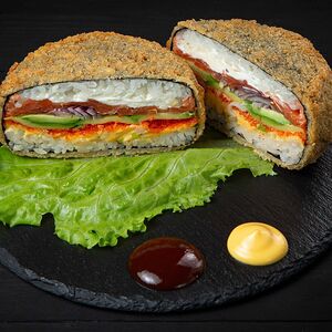 Суши-Бургер с лососем