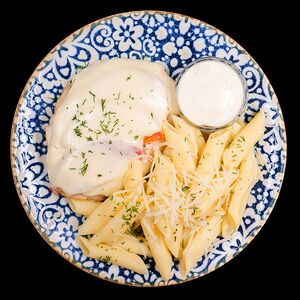 Куриная отбивная с гарниром