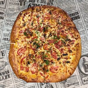 Пицца с салями