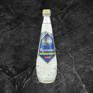 Негазированная минеральная вода. Волжанка