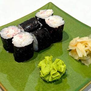 Ролл со снежным крабом