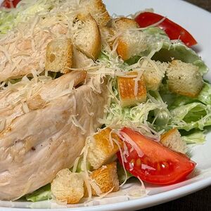 Цезарь с курицей