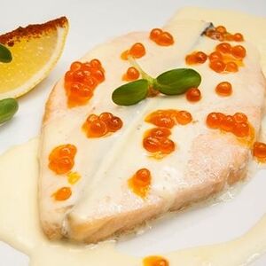 Семга под сливочным соусом