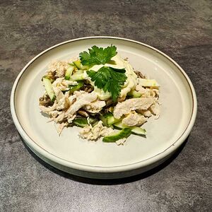 Салат Курица с грибами