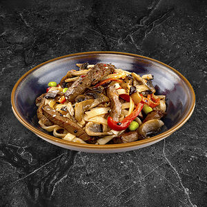 Удон с говядиной