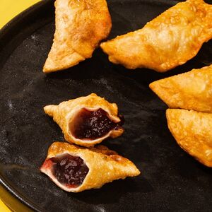 ЧебурекМи с вишневым джемом