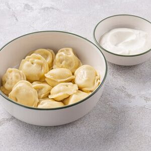 Пельмени со сметаной