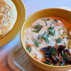 Мачанка с пышными блинами