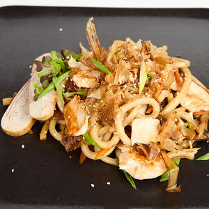 Китайская лапша вок с курицей