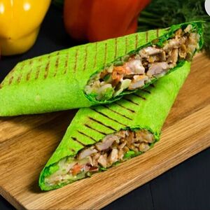 Шаурма в чесночном лаваше