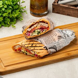 Шаверма в сырном лаваше со свининой