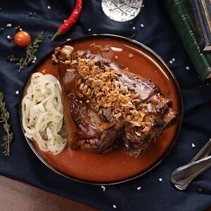 Копченая свиная рулька