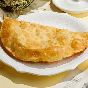 Чебурек с бараниной