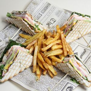 Ֆուդ Մուդ քլաբ սենդվիչ