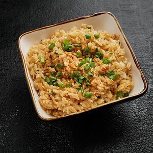 Սխտորով բրինձ