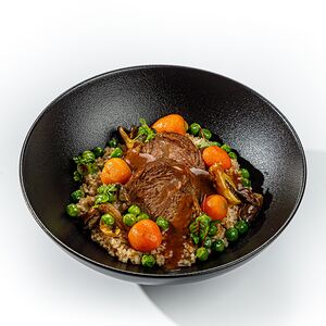 Томленые телячьи щечки