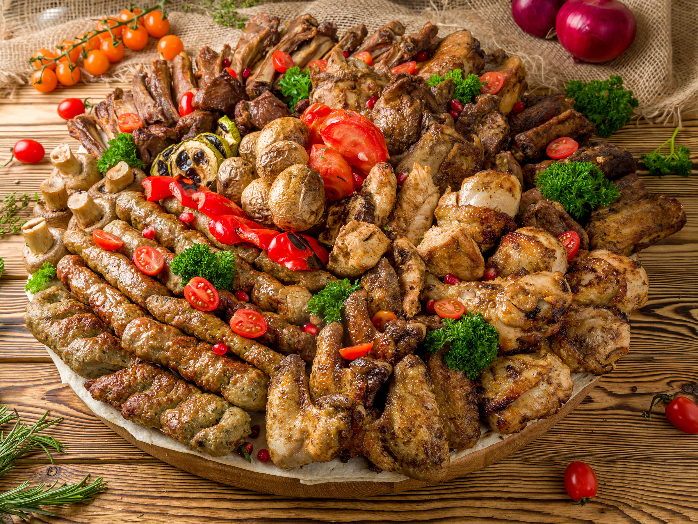 Шашлык GrillShop 4.6 (210)55 – 65 мин–10% на ряд блюд–20% на всё меню