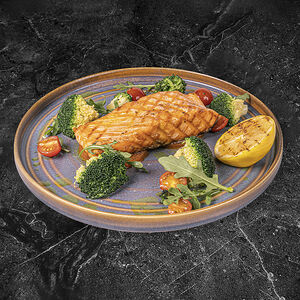 Стейк из лосося с брокколи