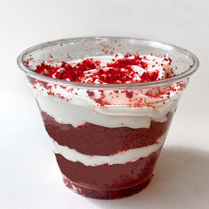 Десерт в стакане Красный бархат 