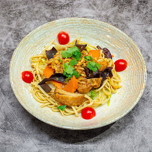 Лапша с курицей