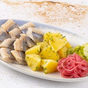 Сельдь с теплым картофелем 