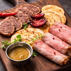 Мясное ассорти