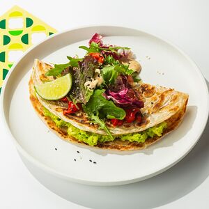 Лепёшка роти с гуакамоле 