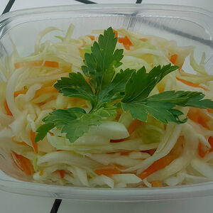 Салат из капусты с морковью 