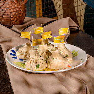 Хинкали со страчателлой