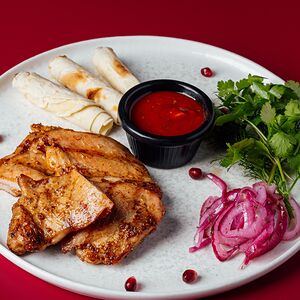 Шашлычок из куриного бедра