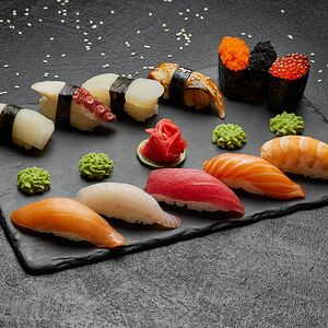 Հատուկ միքս սուշի