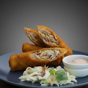 Նրբաբլիթներ խոզապուխտով և պանրով