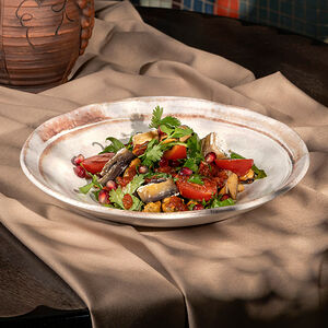 Салат Аджикинежаль