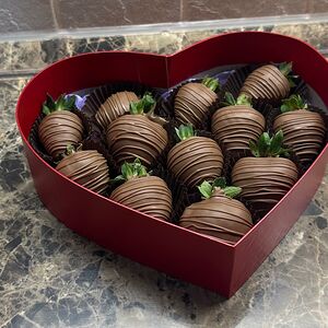 Клубника в шоколаде Сердце 