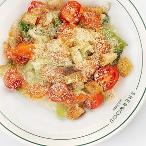 Цезарь с лососем шеф-пасола