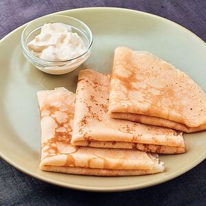 Блинчики со сметаной