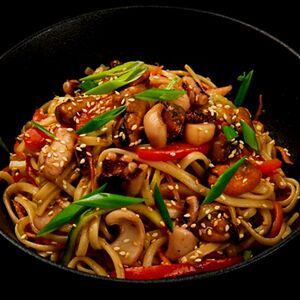 Удон с морепродуктами 