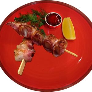 Морские гребешки в беконе