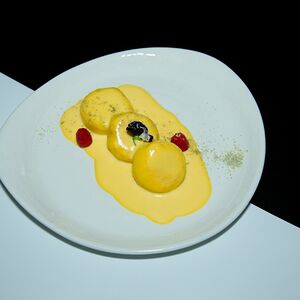 Сырники с соусом из манго