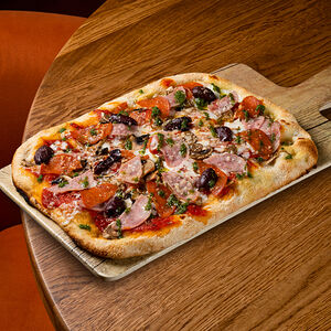 Римская пицца Капричоза