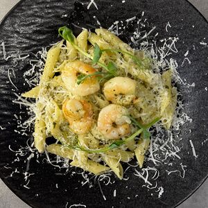 Паста Креветки с песто