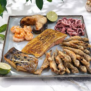 Большое рыбное ассорти для компании