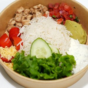 Боул с курицей и рисом 