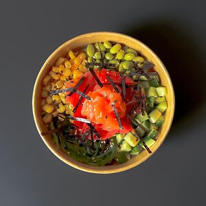 Поке с лососем