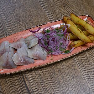 Закуска с сельдью