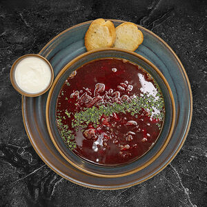 Борщ со сметаной